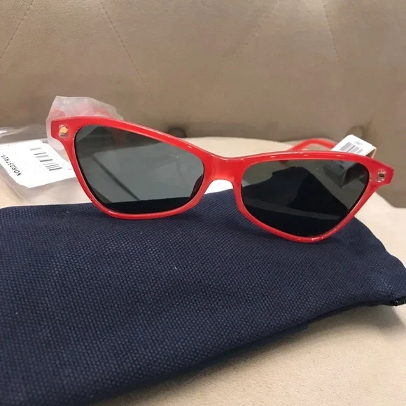 Le Specs sunglasses - Picture 1 of 5